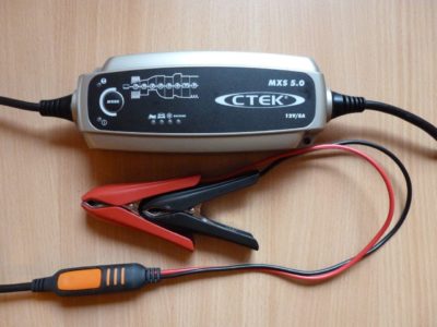 Ctek-Ladegeraet1